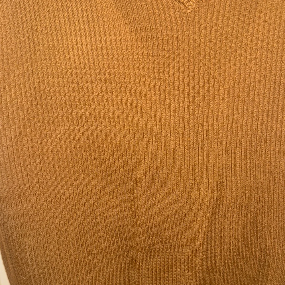 Brown Sleeveless Knit Sweater Vest - Picture 4 of 7